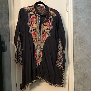 Johnny Was long sleeve shirt. Size large.